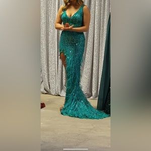 Portia and Scarlett Prom dress- size 6